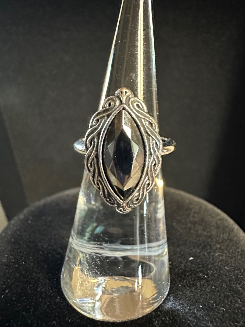 Vintage Avon Silver-Tone “Shadowplay” Marquise Faceted Stone Filigree Ring